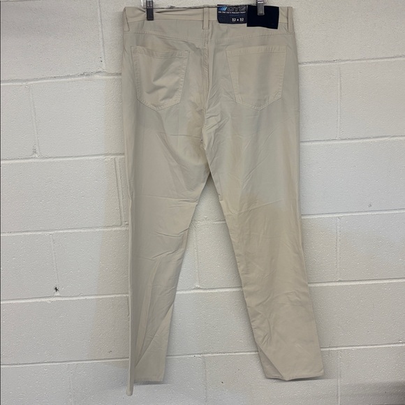 Vineyard Vines Other - NEW 32x32 Vineyard Vines Performance On-The-Go 5 Pocket Pant light cream trouser